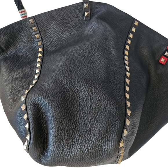 VALENTINO GREEN/BLACK REVERSIBLE ROCKSTUD LEATHER TOTE - Picture 15 of 16